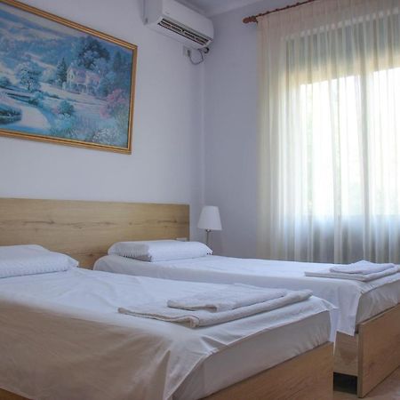 Ballo Apartments Gjirokastër Exterior foto